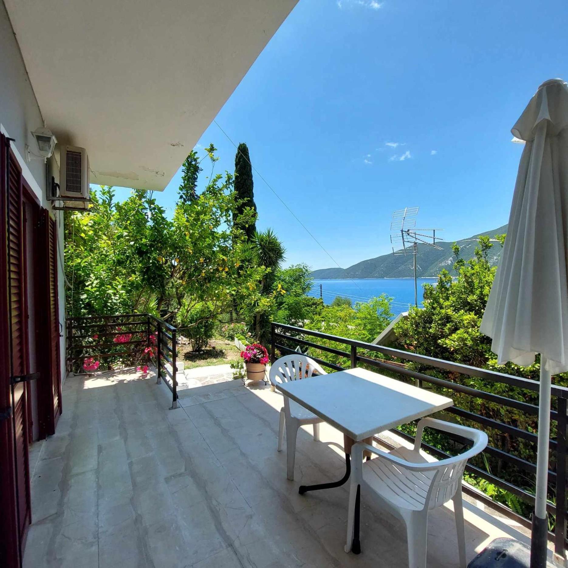 Delfini Bay Retreat Apartment วาซีลีกี ภายนอก รูปภาพ